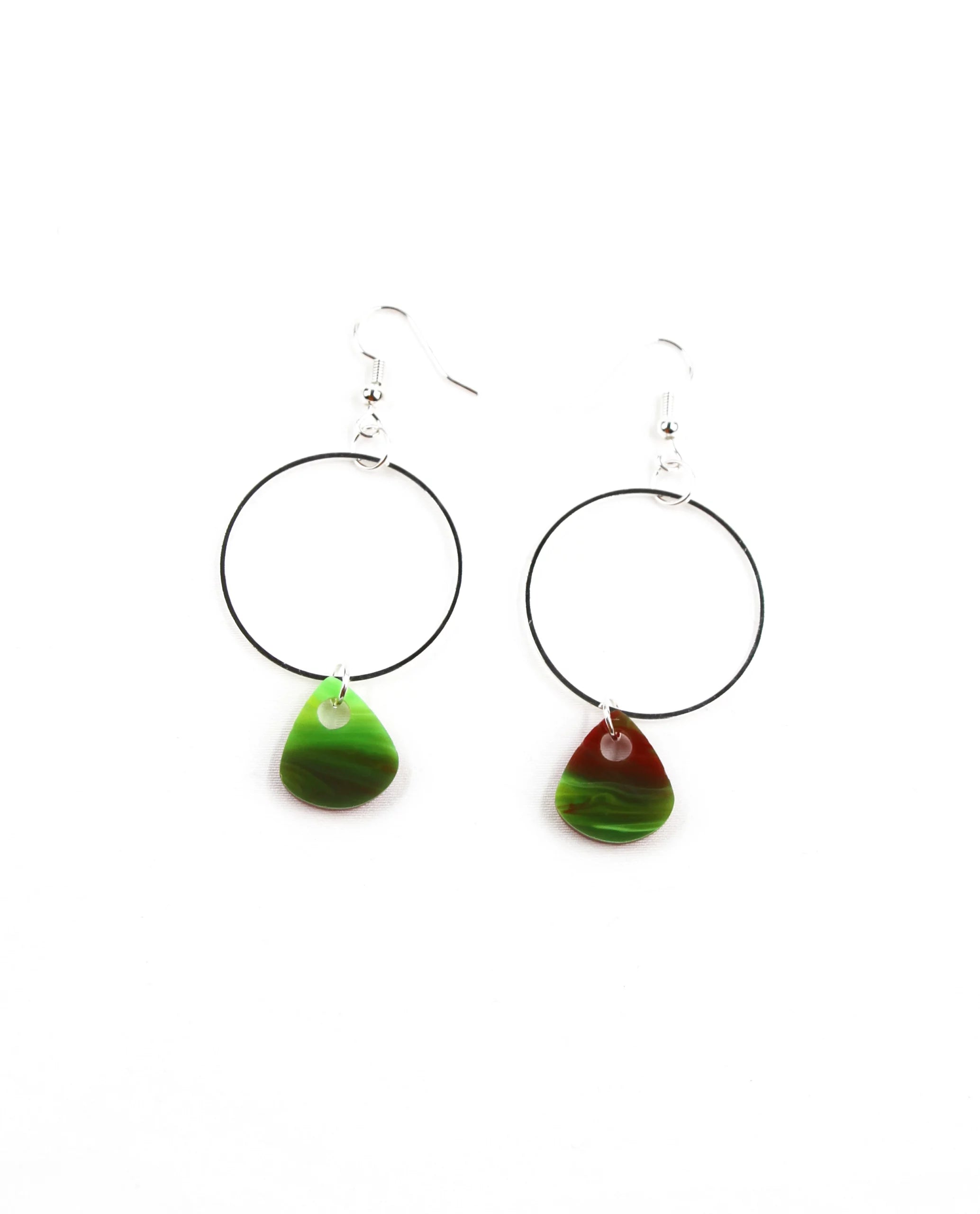 Pendientes gota verde, lila y roja